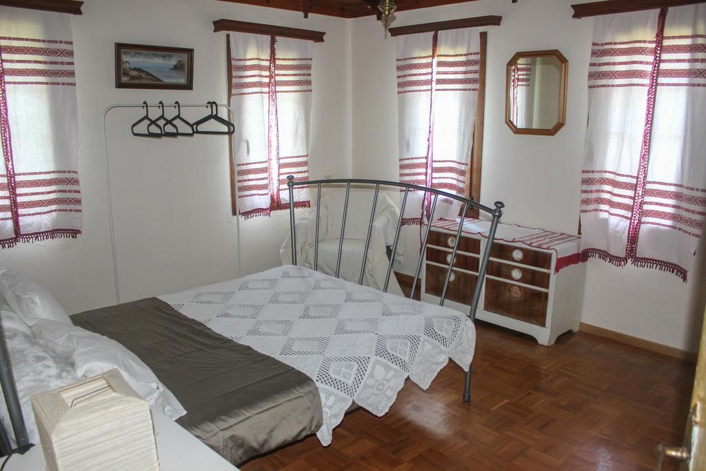Villa Doctors' House Mikros Prinos Chambre photo